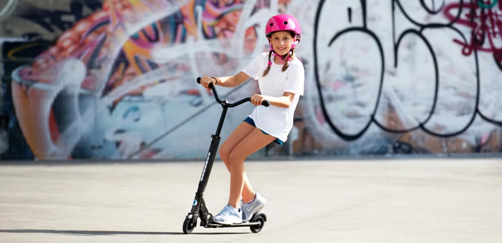 Двухколесный самокат Micro Scooter Sprite Deluxe черный