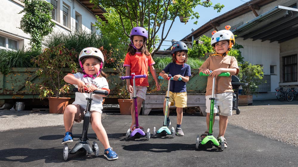 Самокат детский Mini Micro Deluxe LED новые цвета 2023 Самокат детский Mini Micro Deluxe LED новые цвета 2023