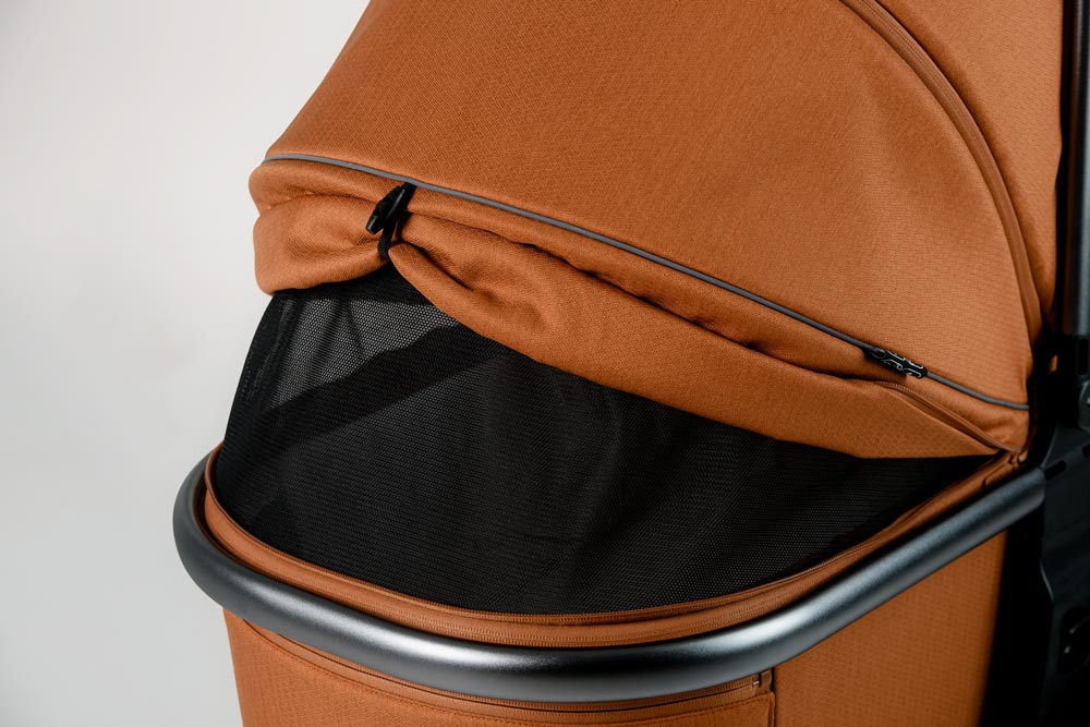 Коляска детская BubaGo Bloom 2 в 1 Коляска детская BubaGo Bloom 2 в 1