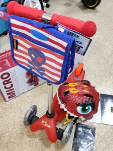 комплект аксессуаров для самоката в красных тонах